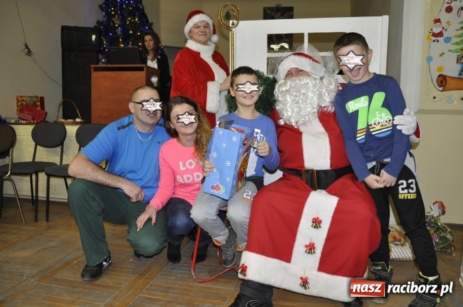 Zdjęcie w galerii na portalu naszraciborz.pl: Niech winy rodzic&oacute;w nie piętnują dzieci, czyli jak Mikołaj trafił za kratki wiadomości z regionu