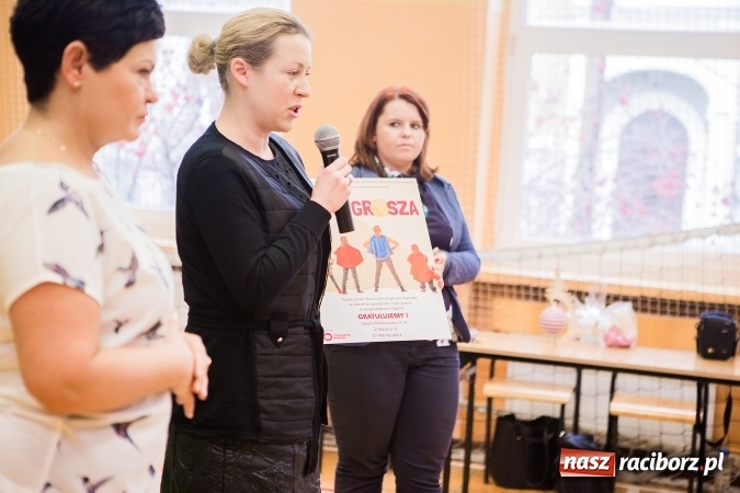 Zdjęcie w galerii na portalu naszraciborz.pl: Podsumowanie akcji G&oacute;ra Grosza 2016 w SP13 wiadomości z regionu