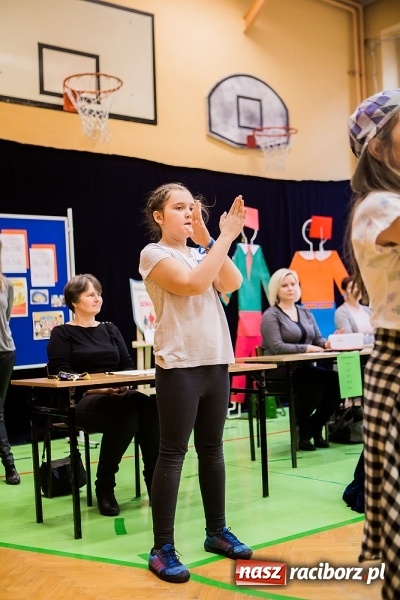 Zdjęcie w galerii na portalu naszraciborz.pl: Podsumowanie akcji G&oacute;ra Grosza 2016 w SP13 wiadomości z regionu