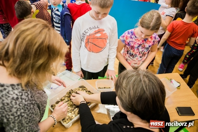 Zdjęcie w galerii na portalu naszraciborz.pl: Podsumowanie akcji G&oacute;ra Grosza 2016 w SP13 wiadomości z regionu