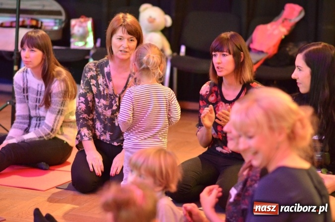 Zdjęcie w galerii na portalu naszraciborz.pl: Raciborskie maluchy znalazły się w świątecznej krainie dźwięku  wiadomości z regionu