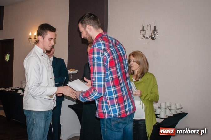 Zdjęcie w galerii na portalu naszraciborz.pl: Konkurs kulinarny Potrawy Wigilijne i Bożonarodzeniowe w CKZiU nr 1 wiadomości z regionu