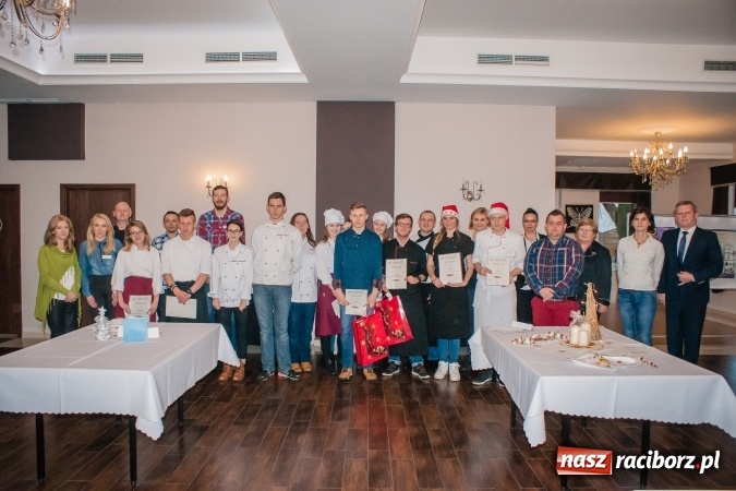 Zdjęcie w galerii na portalu naszraciborz.pl: Konkurs kulinarny Potrawy Wigilijne i Bożonarodzeniowe w CKZiU nr 1 wiadomości z regionu