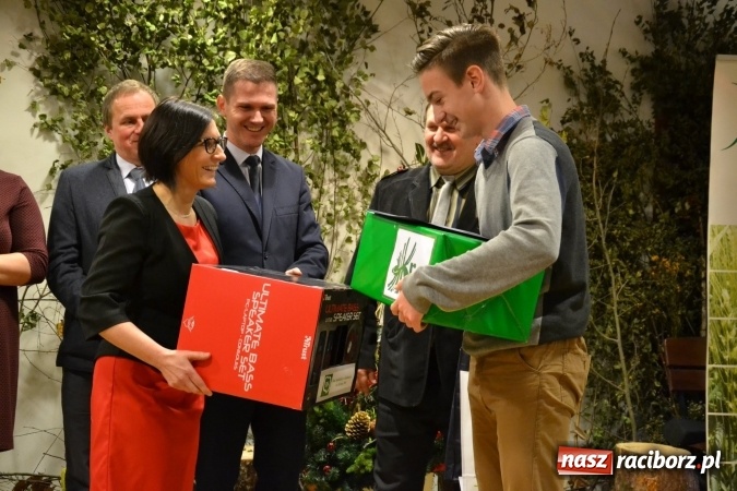 Zdjęcie w galerii na portalu naszraciborz.pl: IX edycja powiatowego konkursu Bezpieczne Rolnictwo Powiatu Raciborskiego za nami wiadomości z regionu