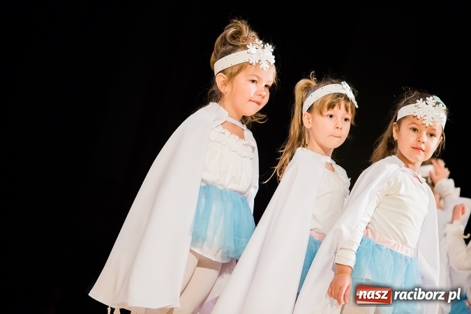 Zdjęcie w galerii na portalu naszraciborz.pl: Przedszkole nr 15 wystąpiło w Raciborskim Centrum Kultury wiadomości z regionu