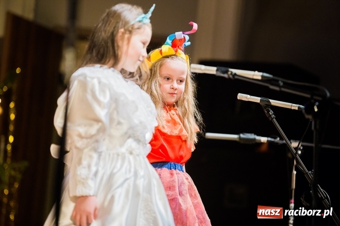 Zdjęcie w galerii na portalu naszraciborz.pl: Przedszkole nr 15 wystąpiło w Raciborskim Centrum Kultury wiadomości z regionu