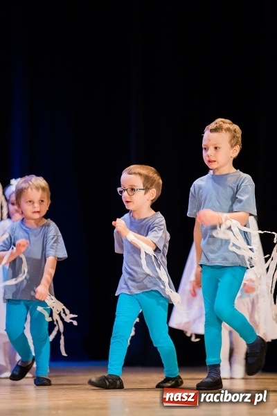 Zdjęcie w galerii na portalu naszraciborz.pl: Przedszkole nr 15 wystąpiło w Raciborskim Centrum Kultury wiadomości z regionu