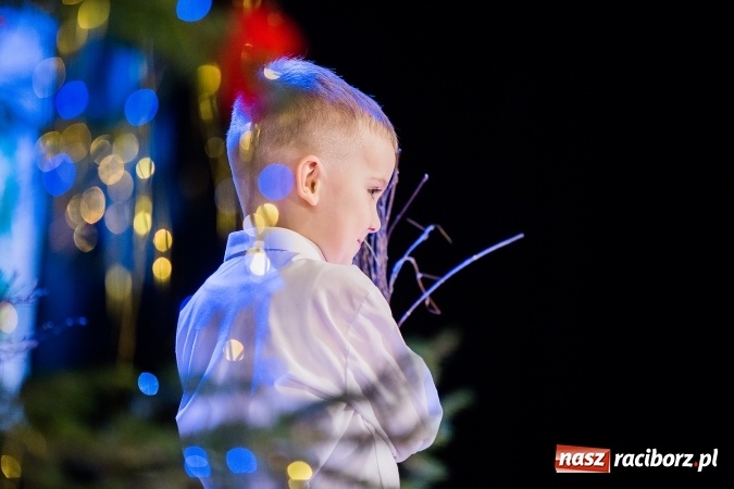 Zdjęcie w galerii na portalu naszraciborz.pl: Przedszkole nr 15 wystąpiło w Raciborskim Centrum Kultury wiadomości z regionu