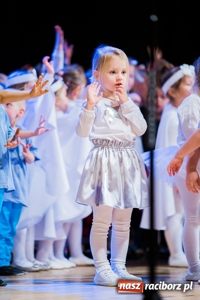 Zdjęcie w galerii na portalu naszraciborz.pl: Przedszkole nr 15 wystąpiło w Raciborskim Centrum Kultury wiadomości z regionu