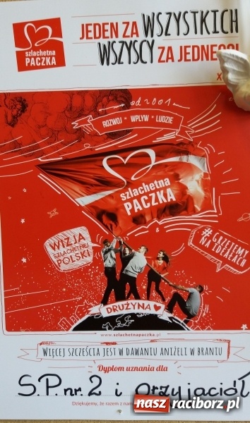 Zdjęcie w galerii na portalu naszraciborz.pl: Jeden za wszystkich, wszyscy za jednego – Szlachetna Paczka w Dwójce  wiadomości z regionu