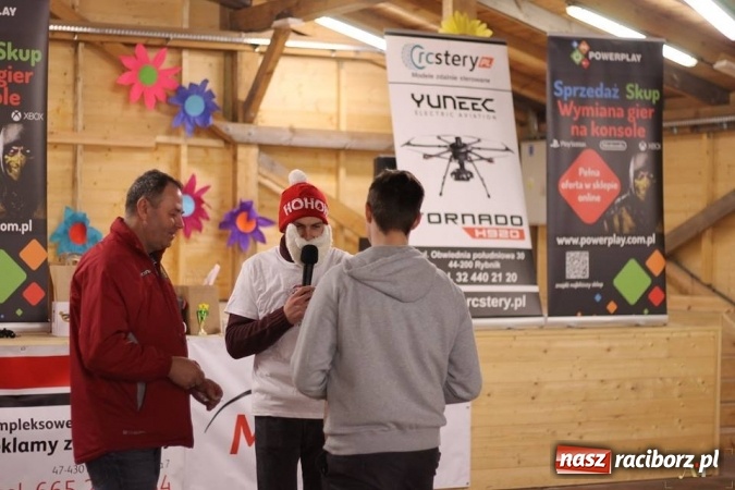 Zdjęcie w galerii na portalu naszraciborz.pl: III Turniej Mikołajkowy FIFA 2017 za nami wiadomości z regionu