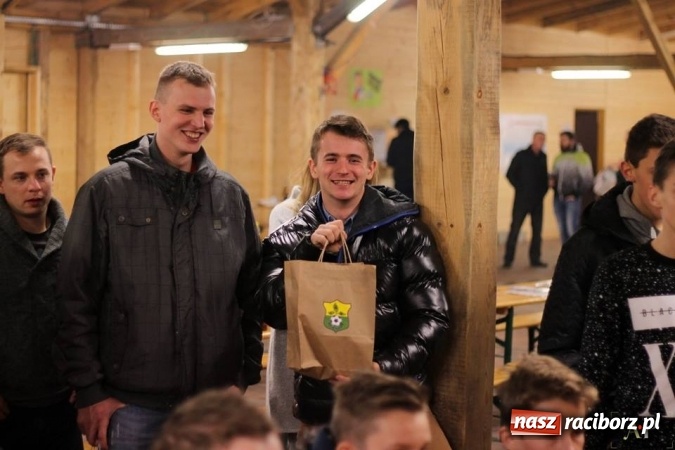 Zdjęcie w galerii na portalu naszraciborz.pl: III Turniej Mikołajkowy FIFA 2017 za nami wiadomości z regionu