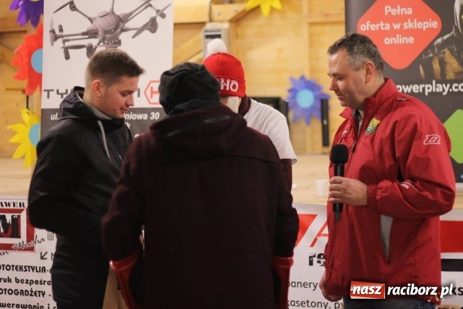 Zdjęcie w galerii na portalu naszraciborz.pl: III Turniej Mikołajkowy FIFA 2017 za nami wiadomości z regionu