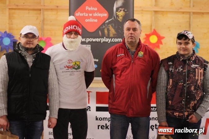 Zdjęcie w galerii na portalu naszraciborz.pl: III Turniej Mikołajkowy FIFA 2017 za nami wiadomości z regionu