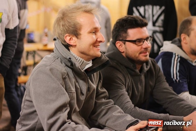 Zdjęcie w galerii na portalu naszraciborz.pl: III Turniej Mikołajkowy FIFA 2017 za nami wiadomości z regionu