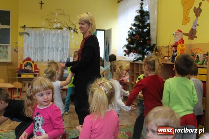 Zdjęcie w galerii na portalu naszraciborz.pl: Odwiedziny pana myśliwego w przedszkolu w Sudole  wiadomości z regionu