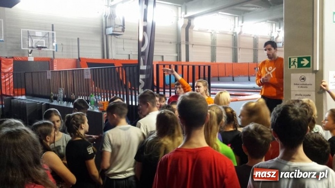 Zdjęcie w galerii na portalu naszraciborz.pl: Wyjazdowa lekcja WF-u w Gimnazjum numer 5 wiadomości z regionu