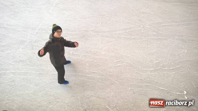 Zdjęcie w galerii na portalu naszraciborz.pl: Wyjazdowa lekcja WF-u w Gimnazjum numer 5 wiadomości z regionu