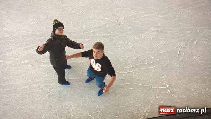 Zdjęcie w galerii na portalu naszraciborz.pl: Wyjazdowa lekcja WF-u w Gimnazjum numer 5 wiadomości z regionu