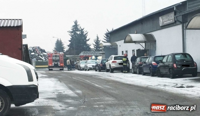 Zdjęcie w galerii na portalu naszraciborz.pl: Pożar w jednym z zakładów stolarskich - zapalił się system odpowiedzialny za odprowadzanie trocin  wiadomości z regionu