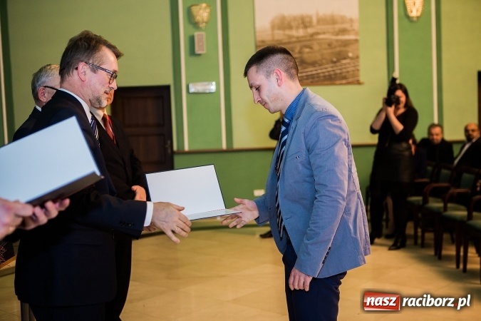 Zdjęcie w galerii na portalu naszraciborz.pl: Podsumowanie szkolenia Inżynier Projektu w Rafako wiadomości z regionu