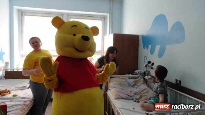 Zdjęcie w galerii na portalu naszraciborz.pl: Crazy Club po raz czwarty pomaga dzieciom leczącym się w klinice w Zabrzu. Każdy może się przyłączyć! wiadomości z regionu