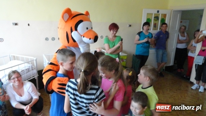 Zdjęcie w galerii na portalu naszraciborz.pl: Crazy Club po raz czwarty pomaga dzieciom leczącym się w klinice w Zabrzu. Każdy może się przyłączyć! wiadomości z regionu