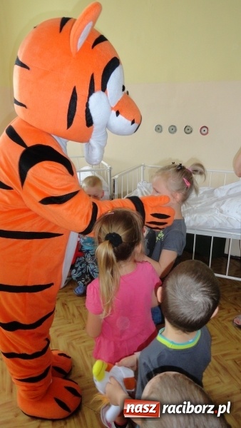 Zdjęcie w galerii na portalu naszraciborz.pl: Crazy Club po raz czwarty pomaga dzieciom leczącym się w klinice w Zabrzu. Każdy może się przyłączyć! wiadomości z regionu