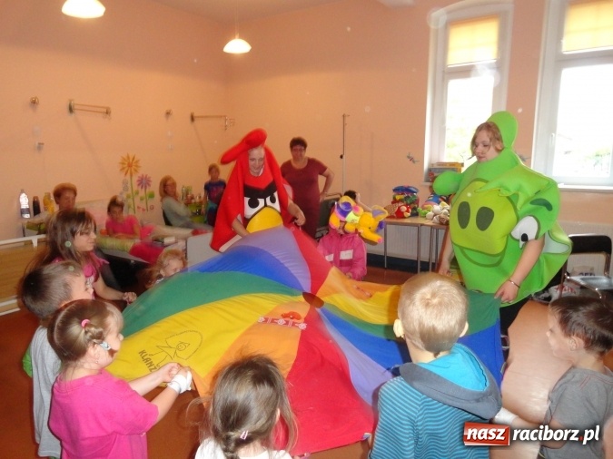 Zdjęcie w galerii na portalu naszraciborz.pl: Crazy Club po raz czwarty pomaga dzieciom leczącym się w klinice w Zabrzu. Każdy może się przyłączyć! wiadomości z regionu