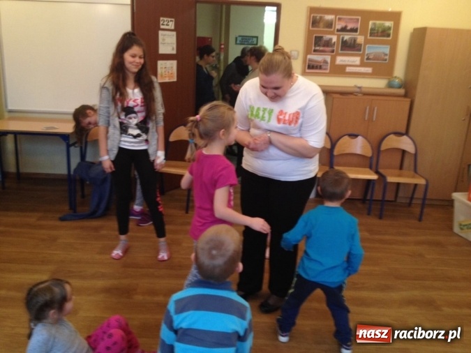 Zdjęcie w galerii na portalu naszraciborz.pl: Crazy Club po raz czwarty pomaga dzieciom leczącym się w klinice w Zabrzu. Każdy może się przyłączyć! wiadomości z regionu