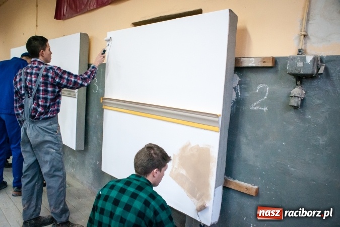 Zdjęcie w galerii na portalu naszraciborz.pl: VIII Międzynarodowy Turniej Budowlany w CKZiU nr 1 wiadomości z regionu