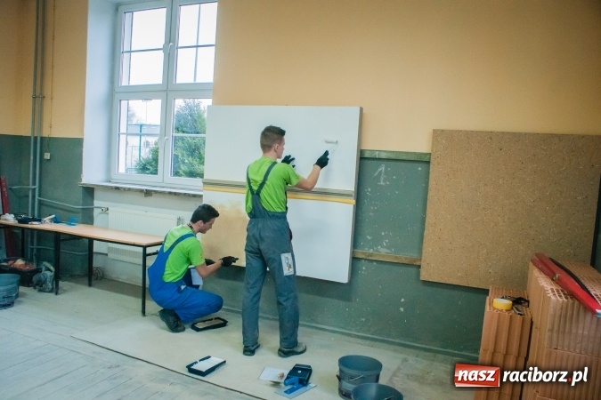 Zdjęcie w galerii na portalu naszraciborz.pl: VIII Międzynarodowy Turniej Budowlany w CKZiU nr 1 wiadomości z regionu