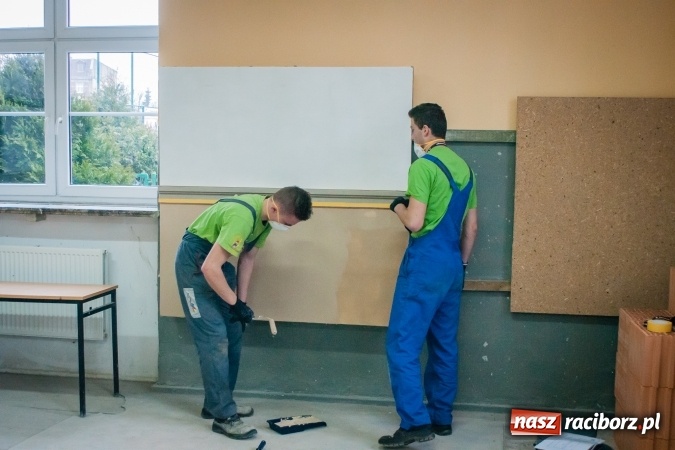 Zdjęcie w galerii na portalu naszraciborz.pl: VIII Międzynarodowy Turniej Budowlany w CKZiU nr 1 wiadomości z regionu