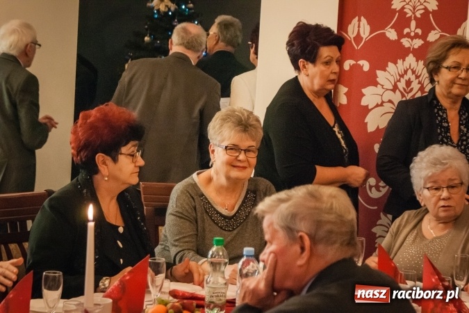 Zdjęcie w galerii na portalu naszraciborz.pl: Dziesiąte urodziny raciborskiego Śląskiego Uniwersytetu Trzeciego Wieku wiadomości z regionu