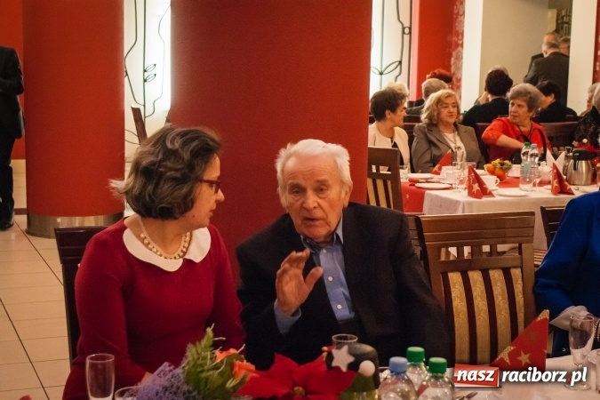 Zdjęcie w galerii na portalu naszraciborz.pl: Dziesiąte urodziny raciborskiego Śląskiego Uniwersytetu Trzeciego Wieku wiadomości z regionu