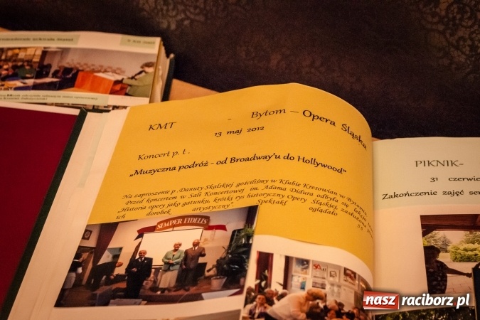 Zdjęcie w galerii na portalu naszraciborz.pl: Dziesiąte urodziny raciborskiego Śląskiego Uniwersytetu Trzeciego Wieku wiadomości z regionu