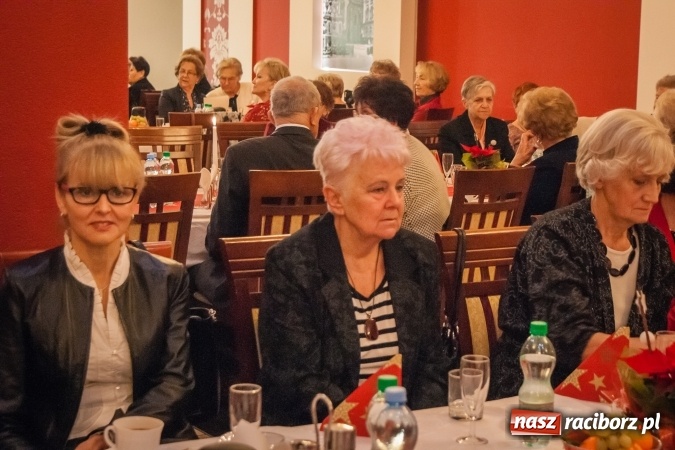 Zdjęcie w galerii na portalu naszraciborz.pl: Dziesiąte urodziny raciborskiego Śląskiego Uniwersytetu Trzeciego Wieku wiadomości z regionu