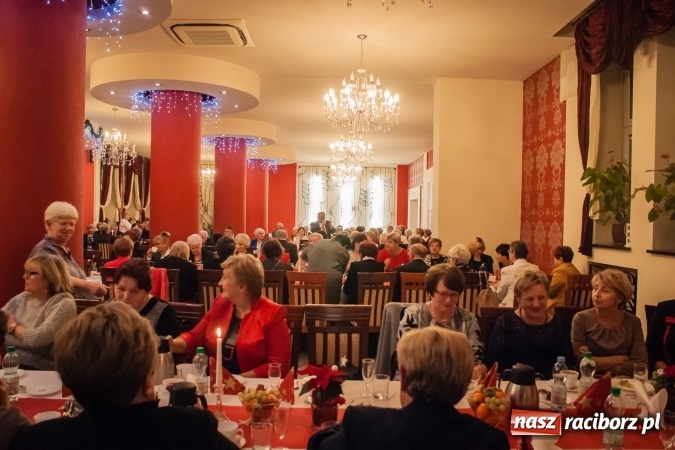 Zdjęcie w galerii na portalu naszraciborz.pl: Dziesiąte urodziny raciborskiego Śląskiego Uniwersytetu Trzeciego Wieku wiadomości z regionu