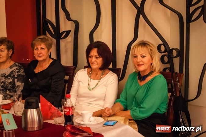 Zdjęcie w galerii na portalu naszraciborz.pl: Dziesiąte urodziny raciborskiego Śląskiego Uniwersytetu Trzeciego Wieku wiadomości z regionu