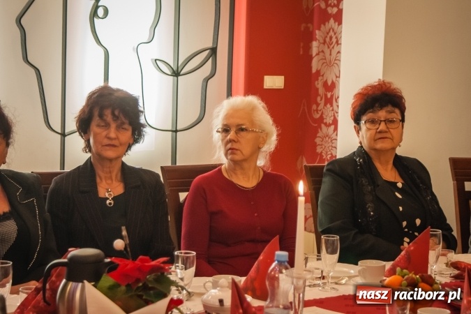 Zdjęcie w galerii na portalu naszraciborz.pl: Dziesiąte urodziny raciborskiego Śląskiego Uniwersytetu Trzeciego Wieku wiadomości z regionu