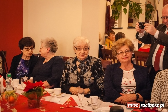 Zdjęcie w galerii na portalu naszraciborz.pl: Dziesiąte urodziny raciborskiego Śląskiego Uniwersytetu Trzeciego Wieku wiadomości z regionu