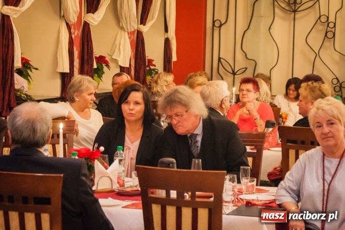 Zdjęcie w galerii na portalu naszraciborz.pl: Dziesiąte urodziny raciborskiego Śląskiego Uniwersytetu Trzeciego Wieku wiadomości z regionu