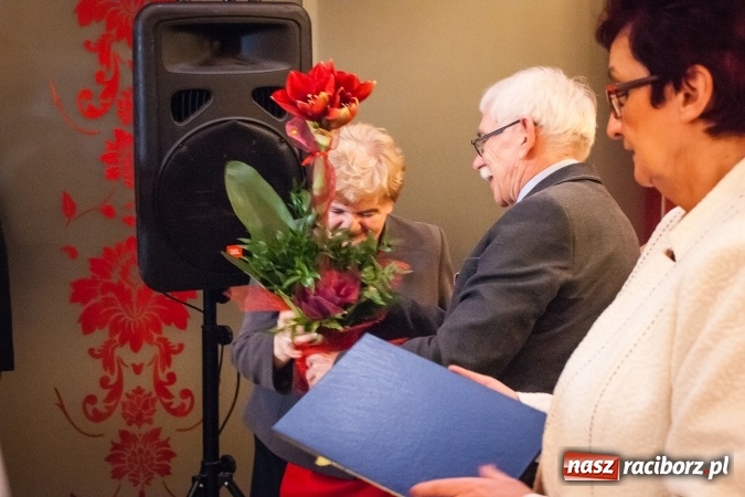 Zdjęcie w galerii na portalu naszraciborz.pl: Dziesiąte urodziny raciborskiego Śląskiego Uniwersytetu Trzeciego Wieku wiadomości z regionu