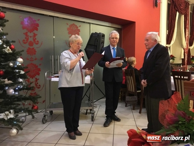 Zdjęcie w galerii na portalu naszraciborz.pl: Dziesiąte urodziny raciborskiego Śląskiego Uniwersytetu Trzeciego Wieku wiadomości z regionu