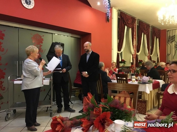 Zdjęcie w galerii na portalu naszraciborz.pl: Dziesiąte urodziny raciborskiego Śląskiego Uniwersytetu Trzeciego Wieku wiadomości z regionu