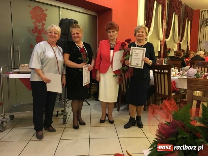 Zdjęcie w galerii na portalu naszraciborz.pl: Dziesiąte urodziny raciborskiego Śląskiego Uniwersytetu Trzeciego Wieku wiadomości z regionu