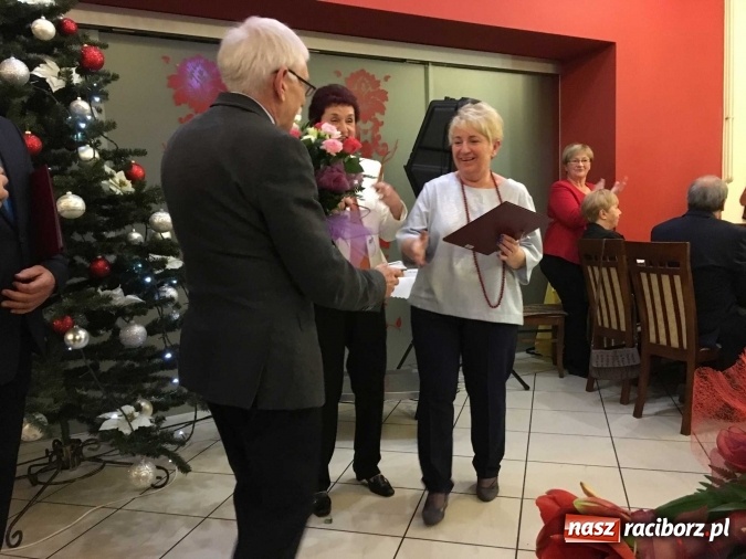 Zdjęcie w galerii na portalu naszraciborz.pl: Dziesiąte urodziny raciborskiego Śląskiego Uniwersytetu Trzeciego Wieku wiadomości z regionu