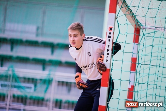 Zdjęcie w galerii na portalu naszraciborz.pl: Makroregionalny Turniej Halowej Piłki Nożnej Chłopców Szkół Ponadgimnazjalnych wiadomości z regionu