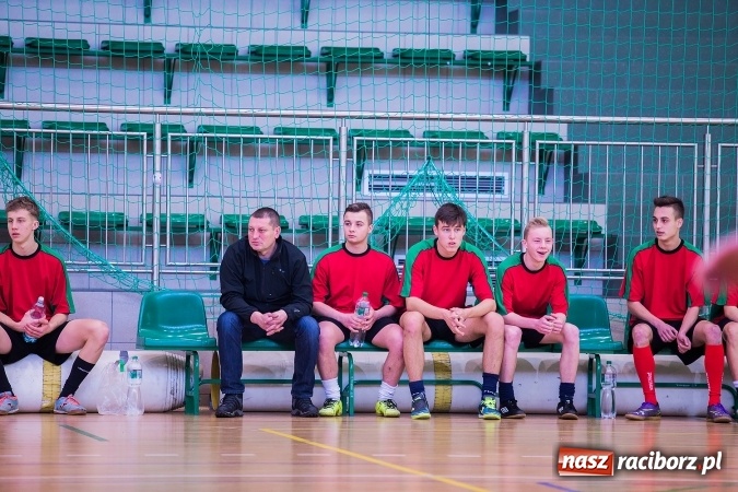 Zdjęcie w galerii na portalu naszraciborz.pl: Makroregionalny Turniej Halowej Piłki Nożnej Chłopców Szkół Ponadgimnazjalnych wiadomości z regionu