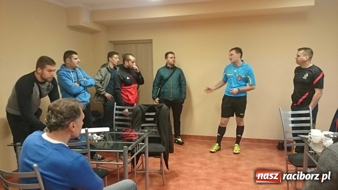 Zdjęcie w galerii na portalu naszraciborz.pl: Makroregionalny Turniej Halowej Piłki Nożnej Chłopców Szkół Ponadgimnazjalnych wiadomości z regionu